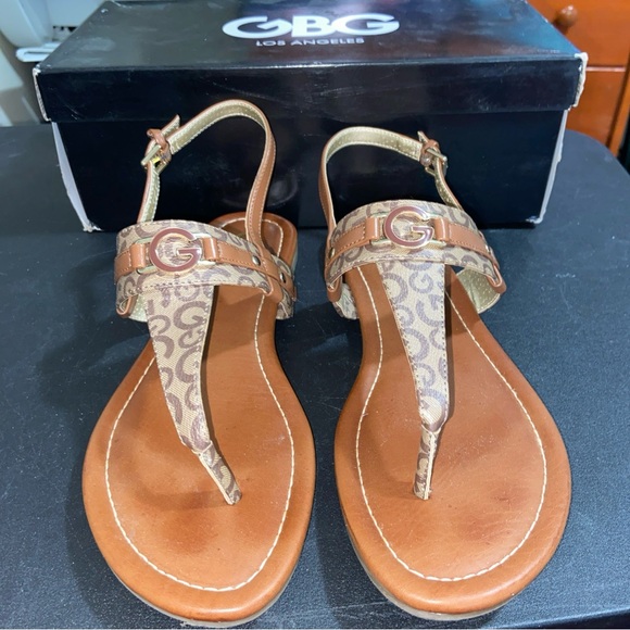 GBG Los Angeles Brown Patterned Sandals - Picture 1 of 5